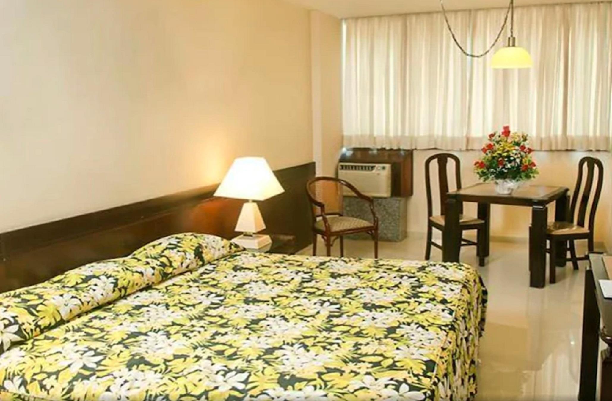 Royalty Copacabana 3*